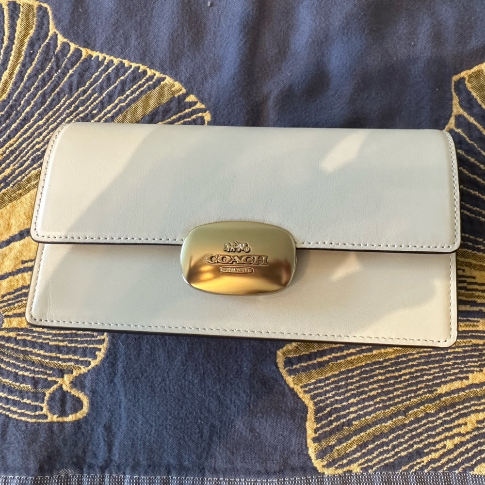 NWT. Coach Eliza flap Crossbody.